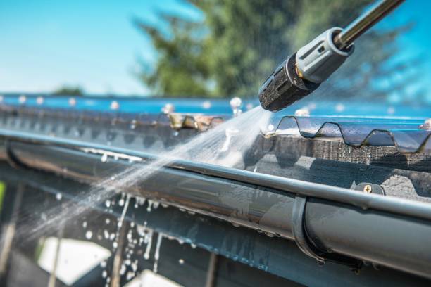 Why Choose Our Certified Pressure Washing Experts for Your Project Needs in New Carrollton, MD?
