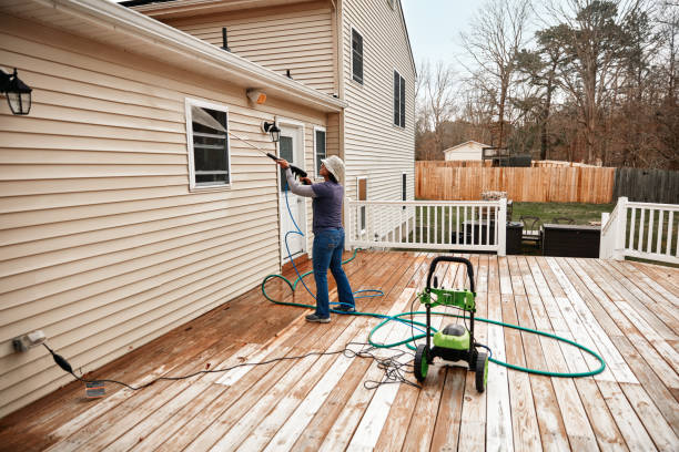 Best Deck Pressure Washing  in New Carrollton, MD